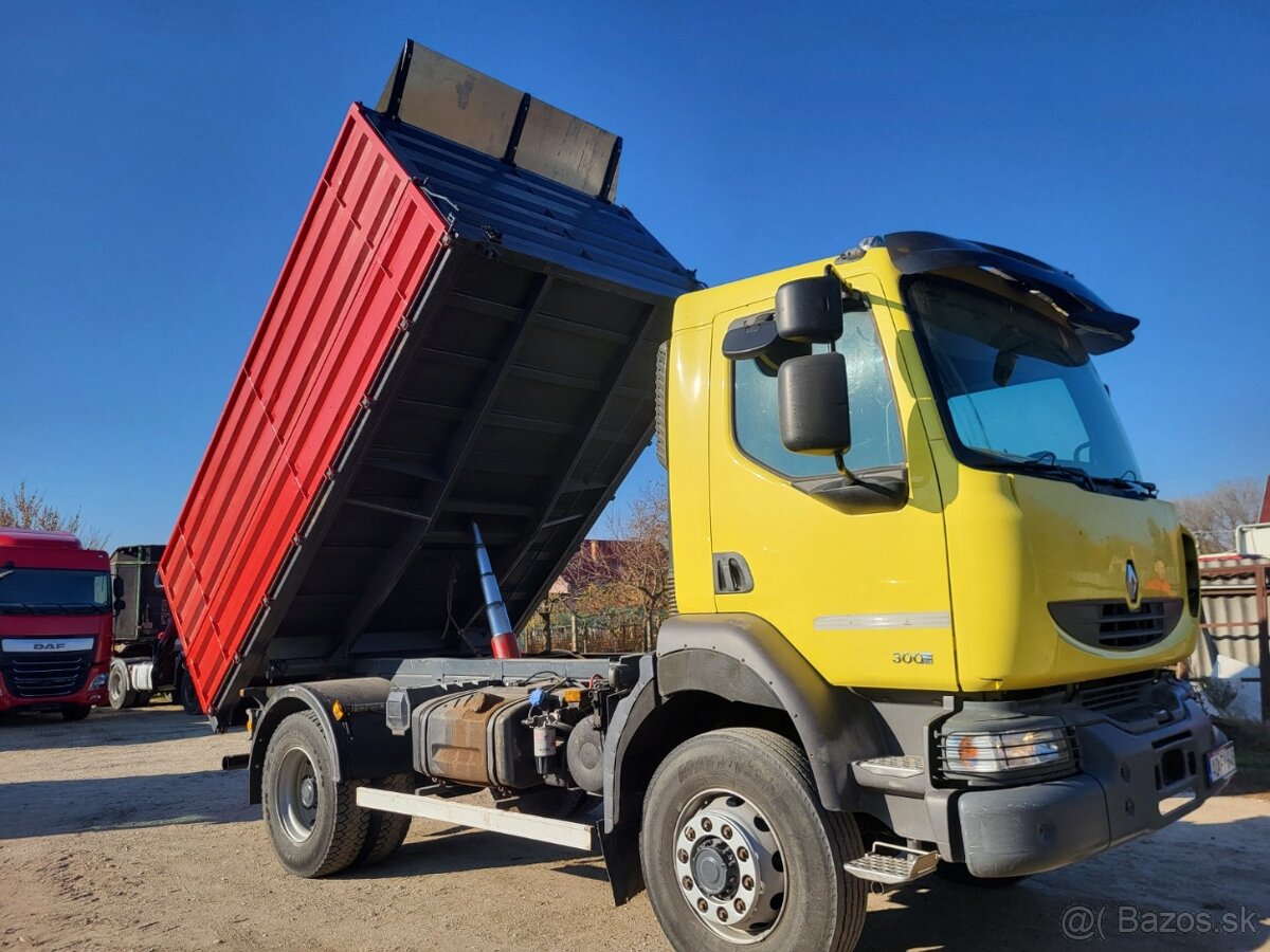 RENAULT MIDLUM 300 DXI 3S 4X4 - 10