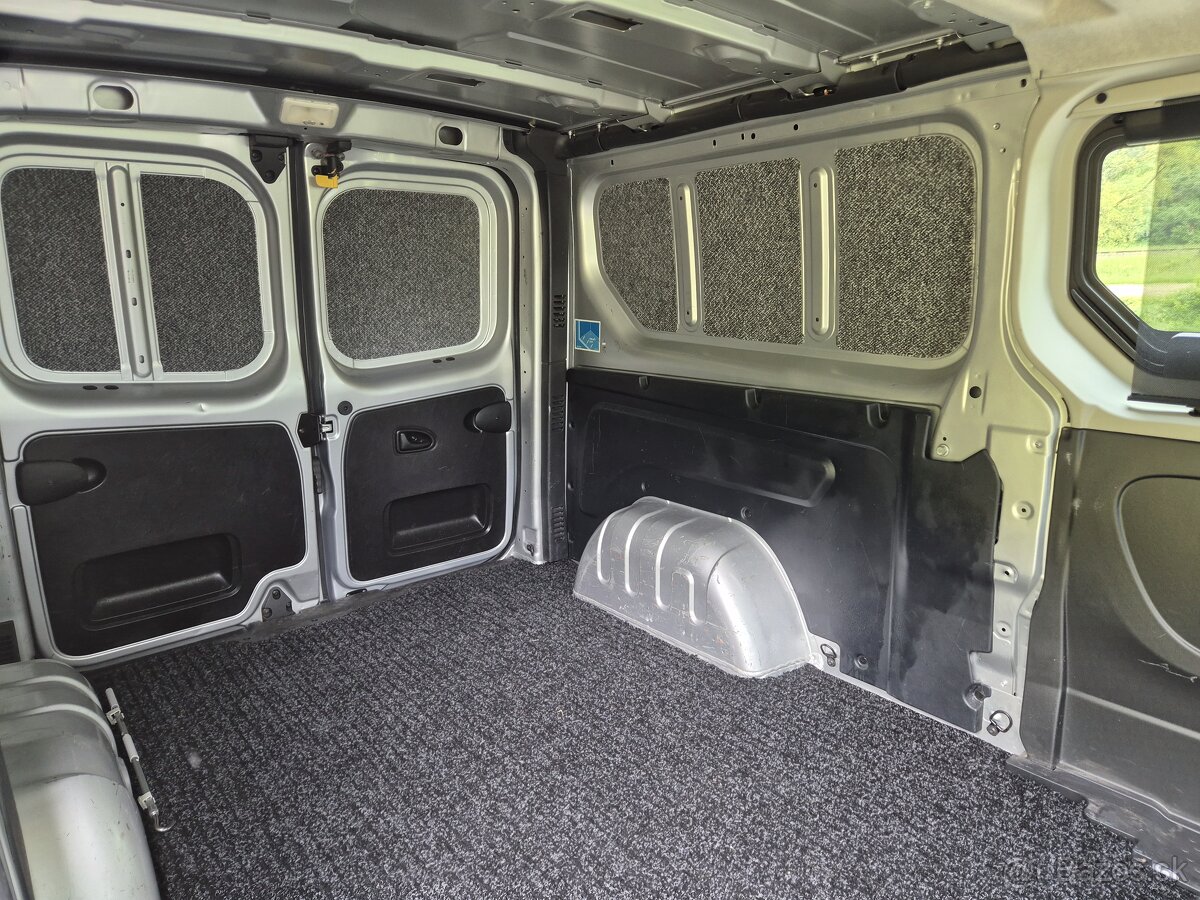 Renault Trafic 2.0cdti L2H1 5miestny 8/2021 -ZNIZENA CENA - 10