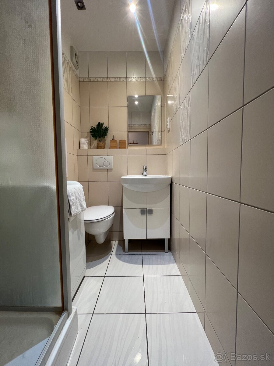 PRENÁJOM- Garsonka v centre - NITRA - 10