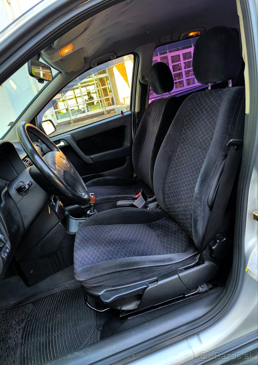 Opel Astra Caravan 2.0 Di - 10