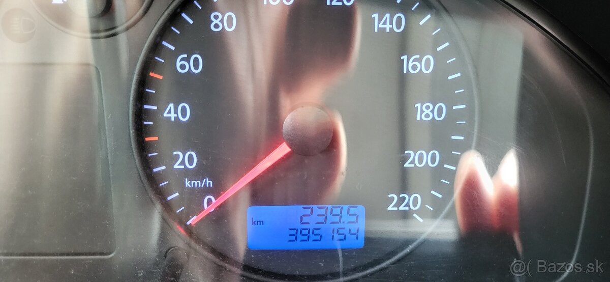 VW Transporter T5 2,0TDI 103kW 9miest - 10