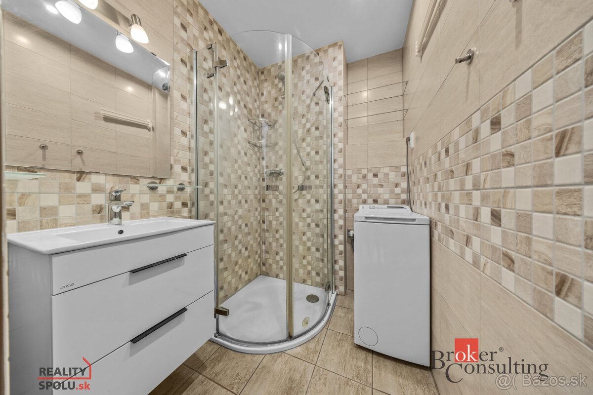 Na predaj 3izbový byt v centre Bratislavy - 10