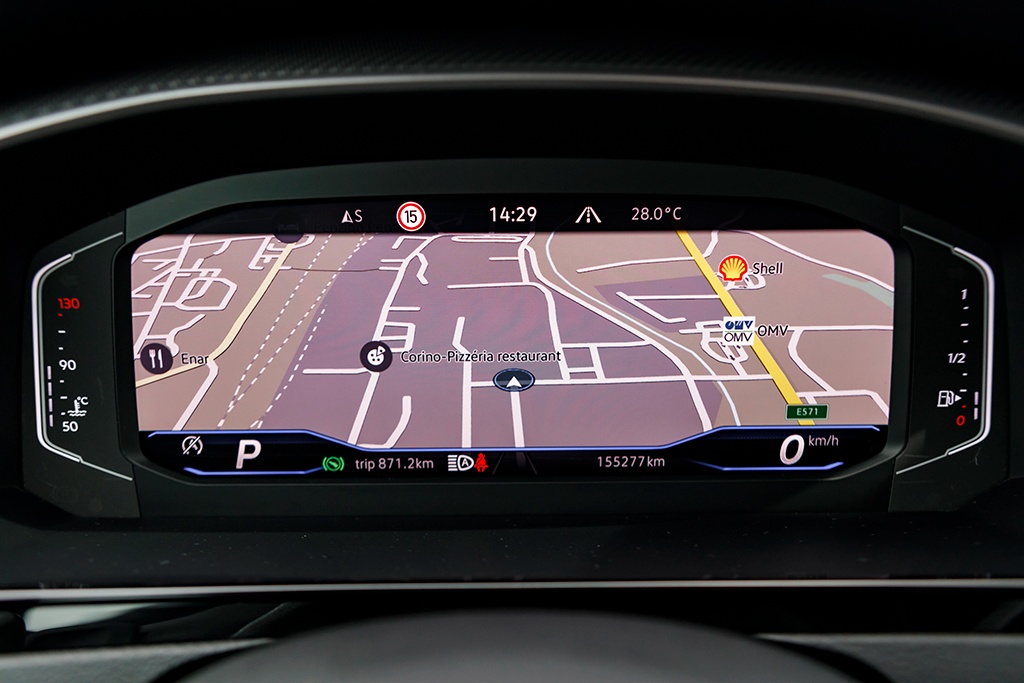 Volkswagen Arteon SB R-line 2.0TDI 147kW DSG7 4-Mot 10/2021 - 10