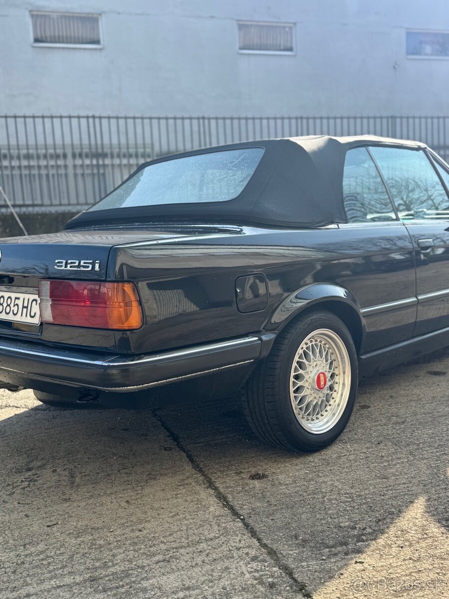 BMW E30 325i Cabrio – TOP STAV – ZBERATEĽSKÝ KUS - 10