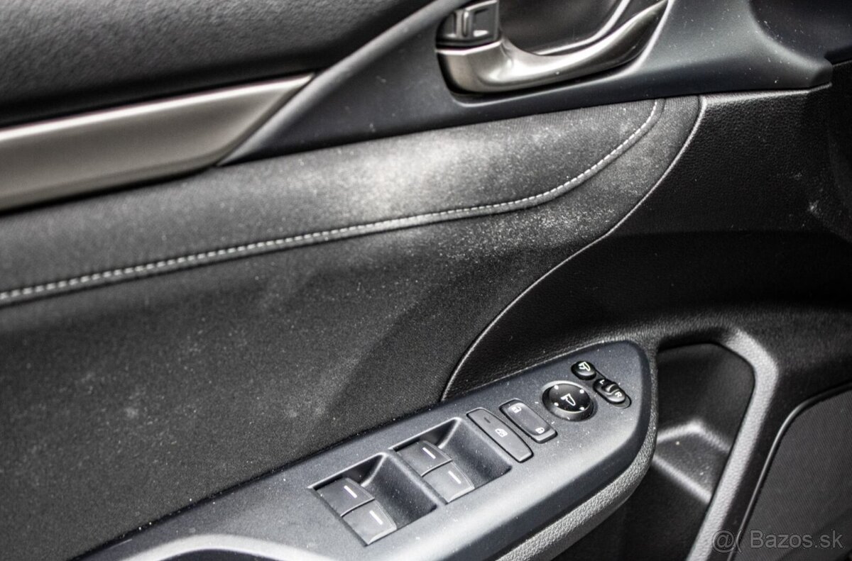 Honda Civic 1.0 DOHC VTEC Turbo Elegance - 10