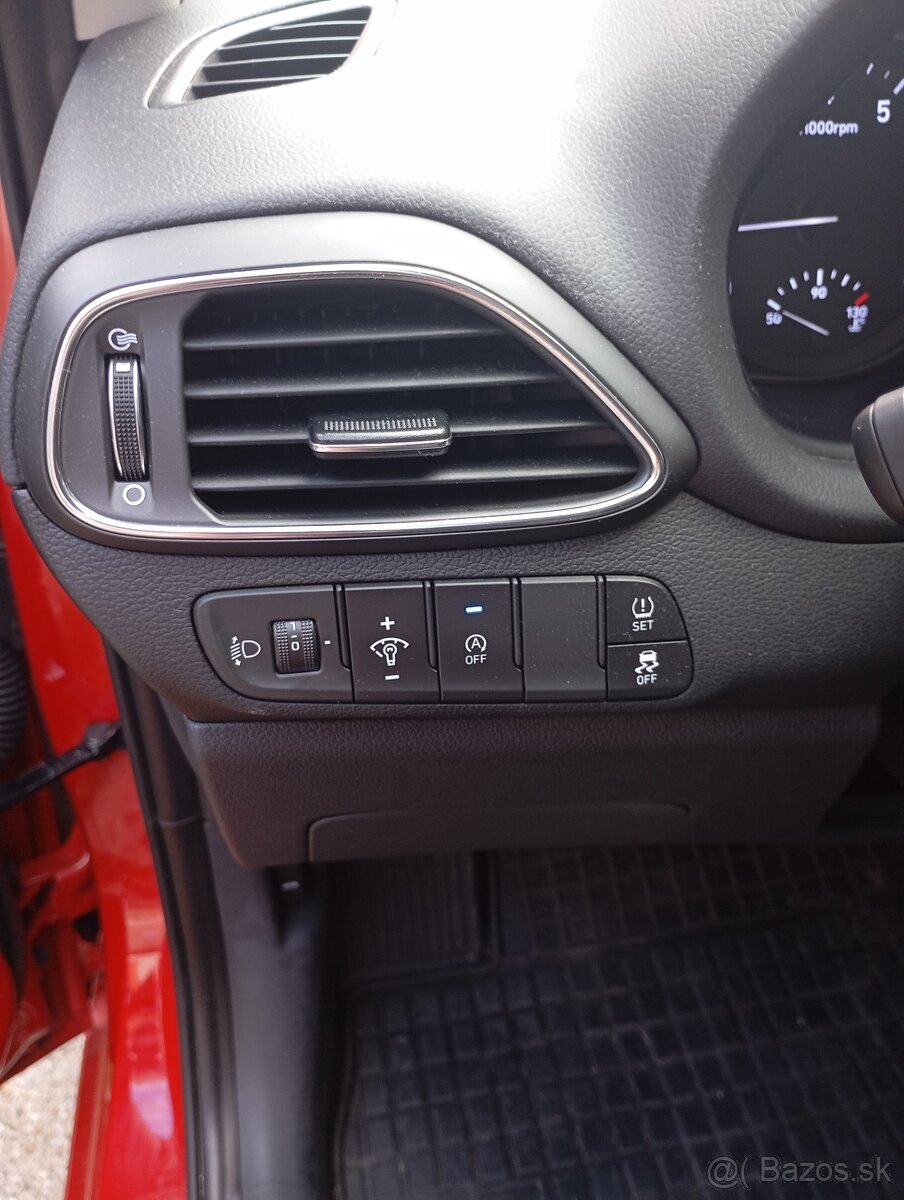 Hyundai i30 classic - 10