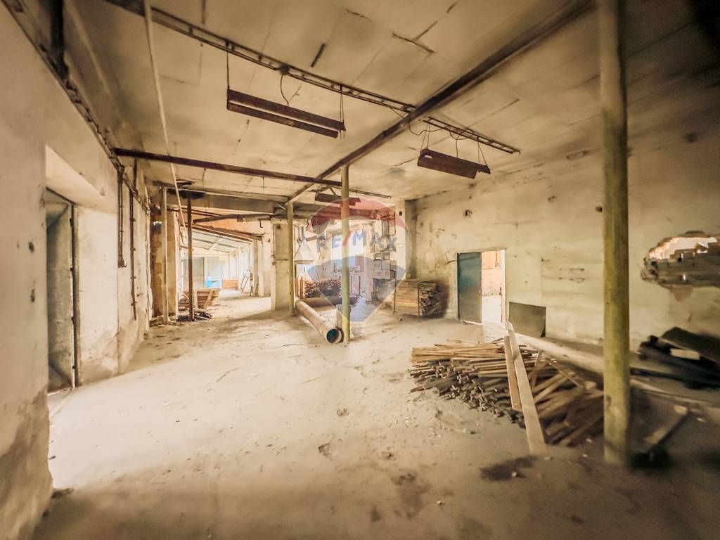 Výrobno skladovací areál SANDRIK Štós s fungujúcou výrobou- - 10