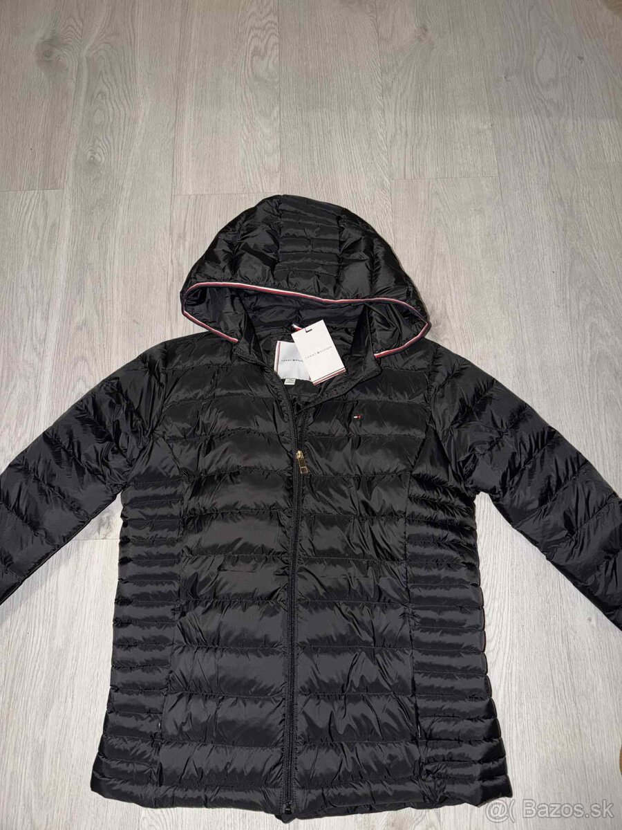 tommy hilfiger unisex original stylova zimna luxusna bunda - 10