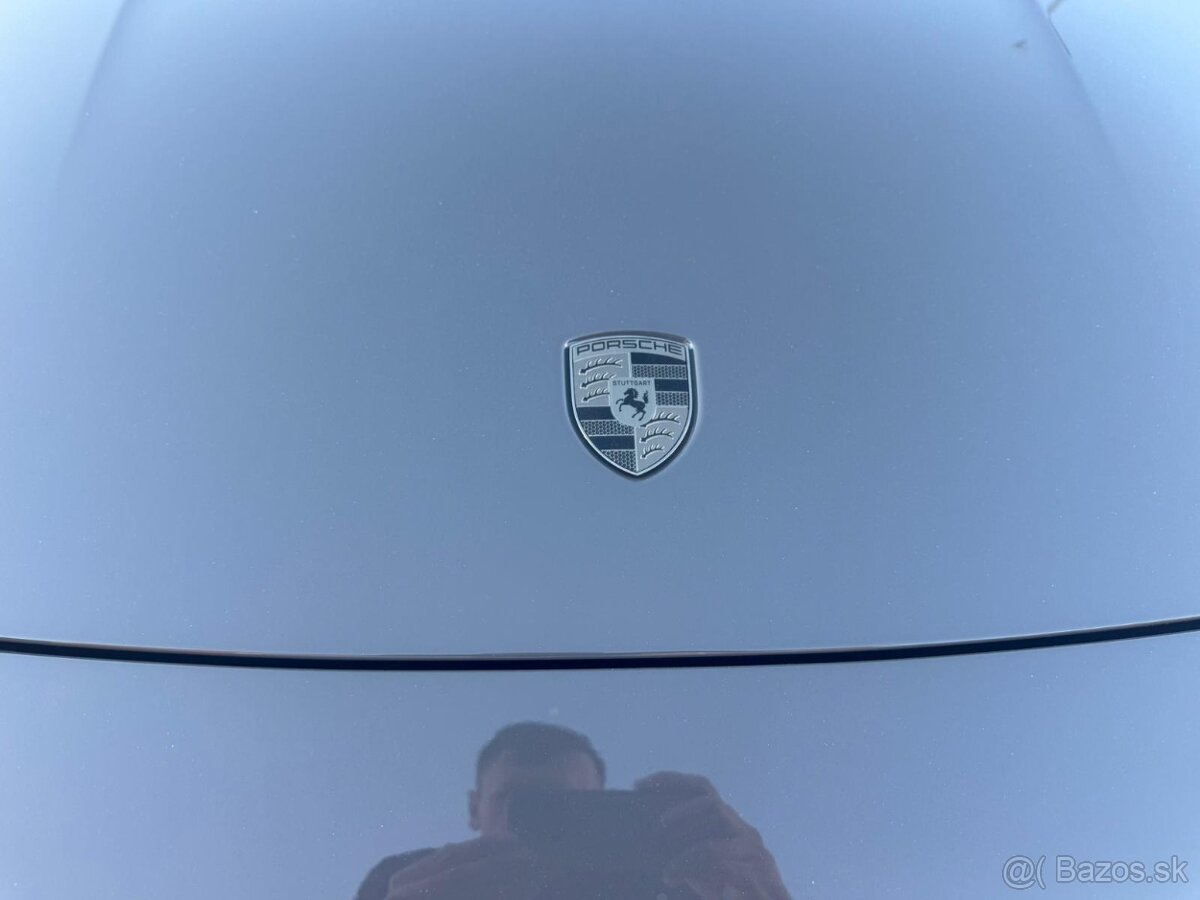 Porsche 911 Turbo S - 10