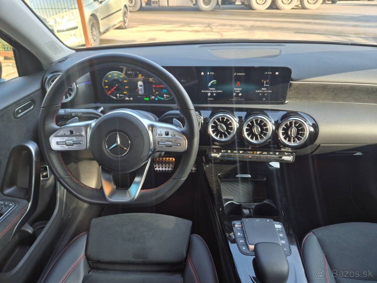 Mercedes-Benz A trieda 250 e /T - 10