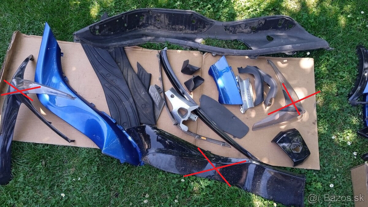 Piaggio X10, 350 - 10