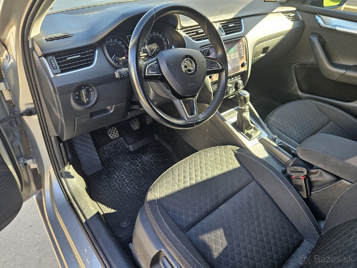 Škoda Octavia - 10