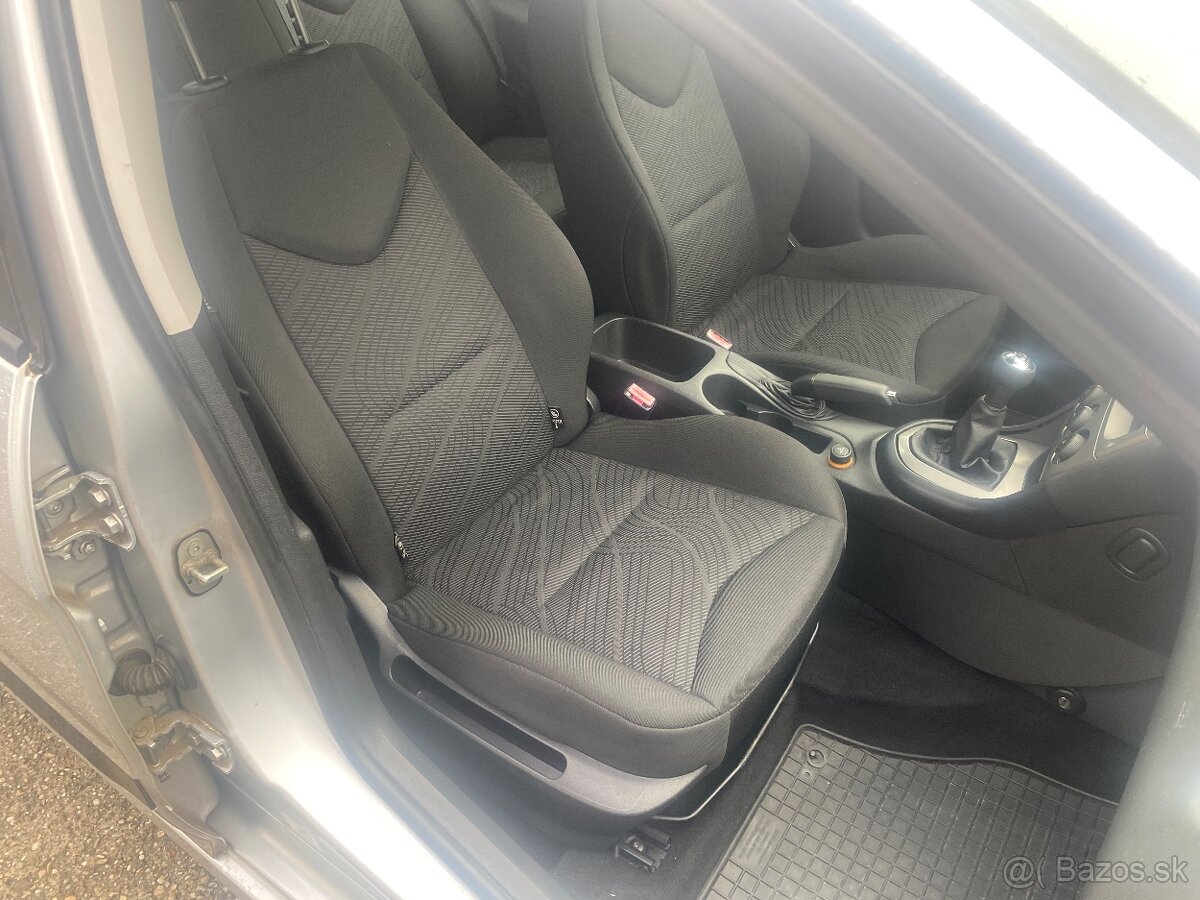 Peugeot 308 Break/SW 1.6 HDi Confort - 10