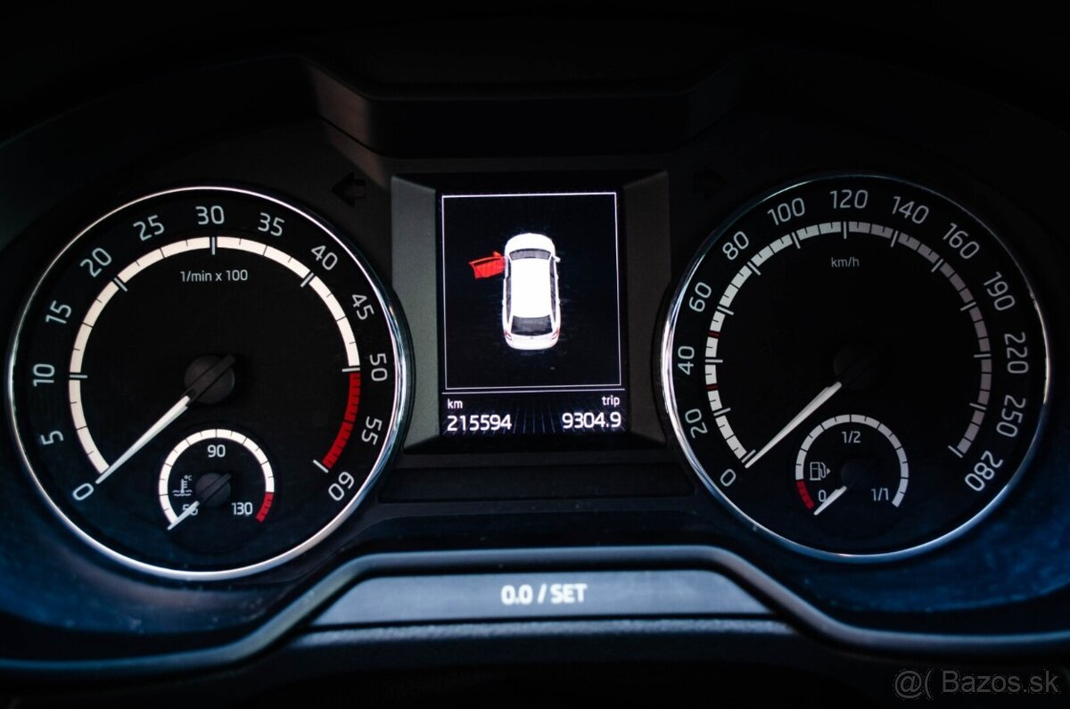 Škoda Octavia 3 Combi 2.0 TDI DPF RS DSG - 10