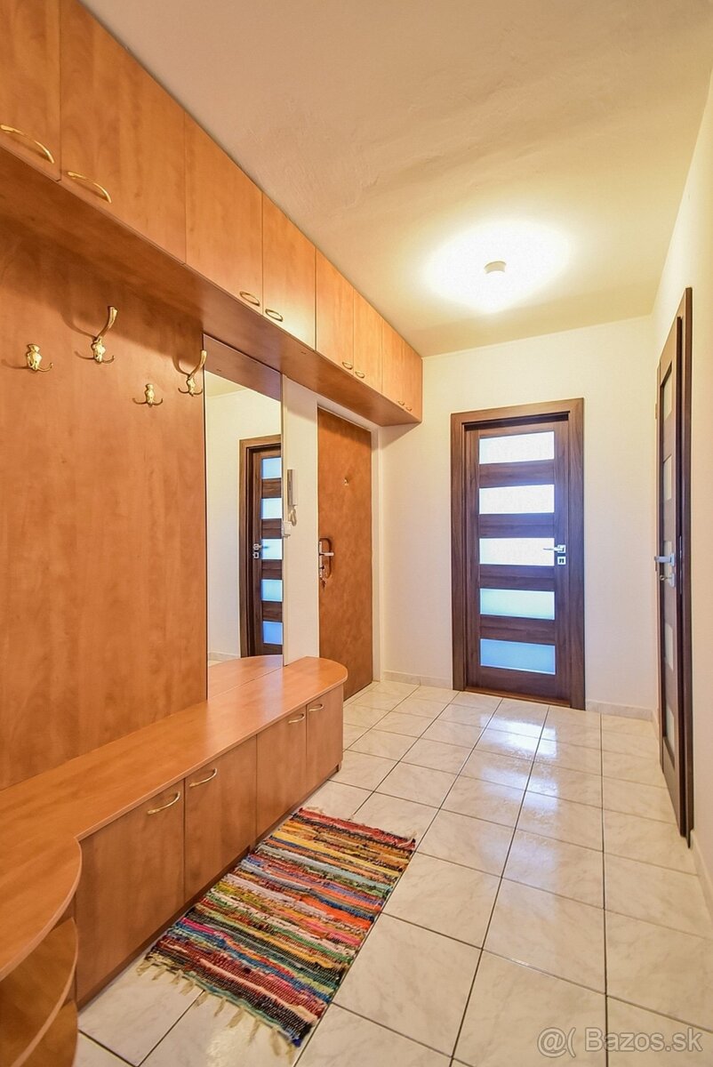 Na prenájom 3 izbový byt - Voľný ihned - 10