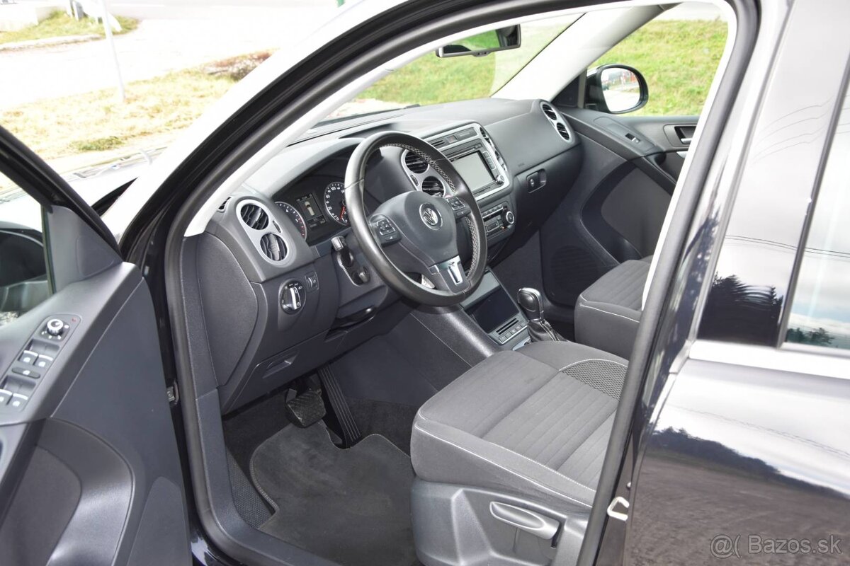 Volkswagen Tiguan - 10