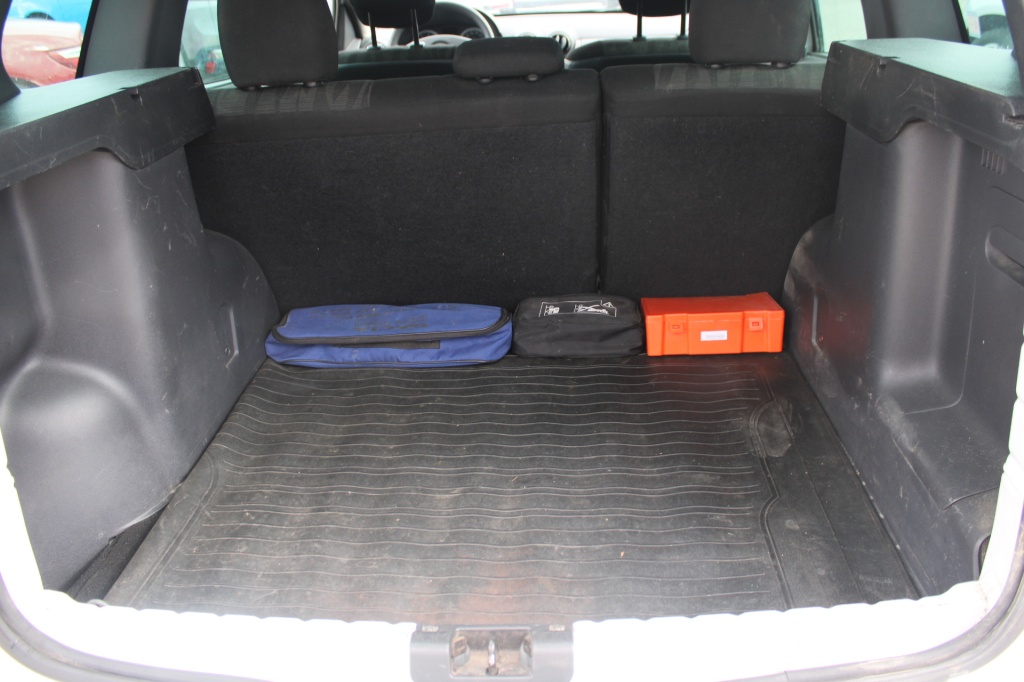 Dacia Duster 1,6 i 16V + LPG 77 kW 2WD - 10