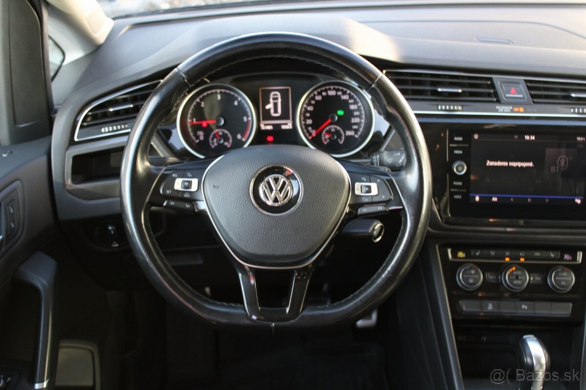 Volkswagen Touran 2.0 TDI SCR BMT - 10