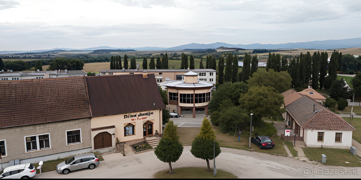 Pozemok v priamom centre Bánoviec nad Bebravou - 10