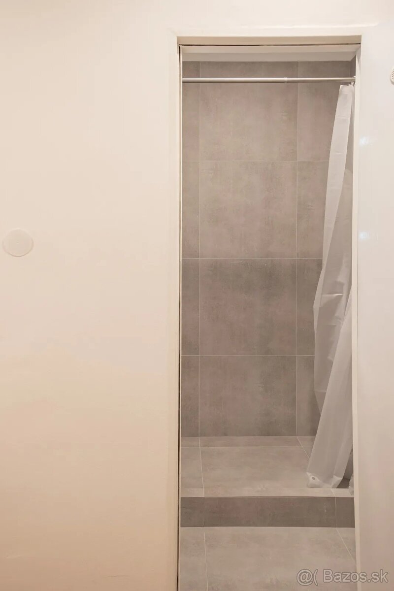 Realitný kancelária REALADR s.r.o. - 10