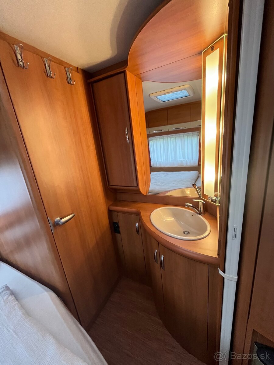 Predám obytný príves HOBBY 460 - 10