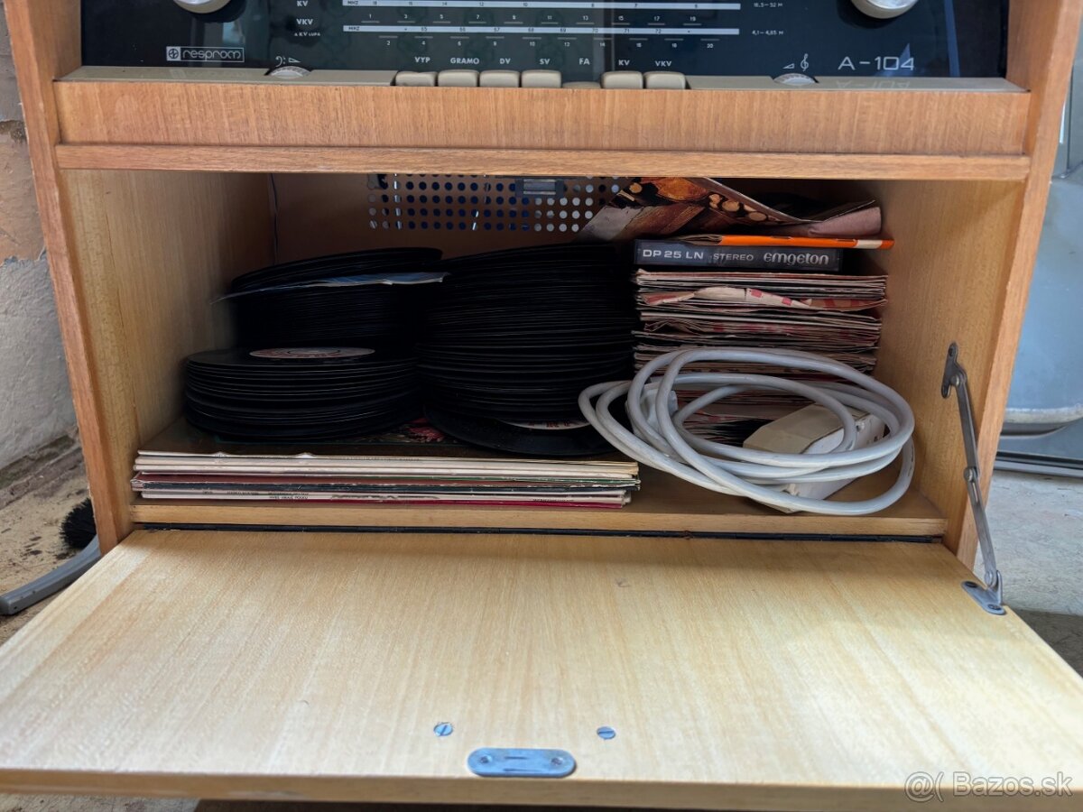 Predám gramorádio RESPROM A104, Akord - 10