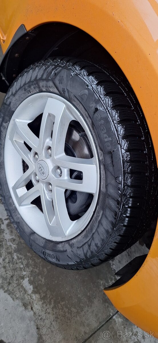 Kia Soul 1.6 CRDI - 10