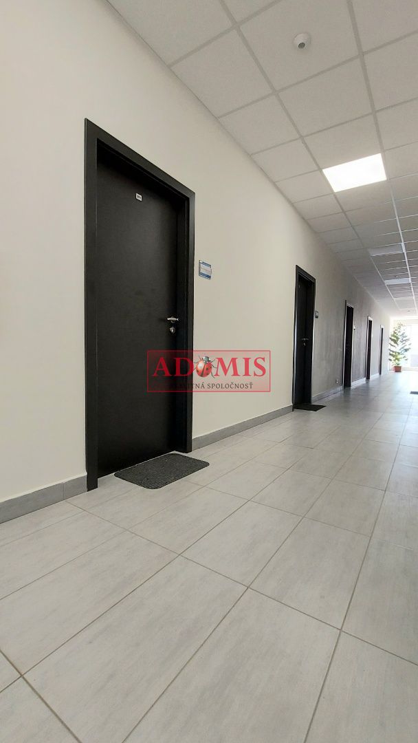 ADOMIS - prenájom kancelárie 22m2,vlastné parkovanie, Magnez - 10