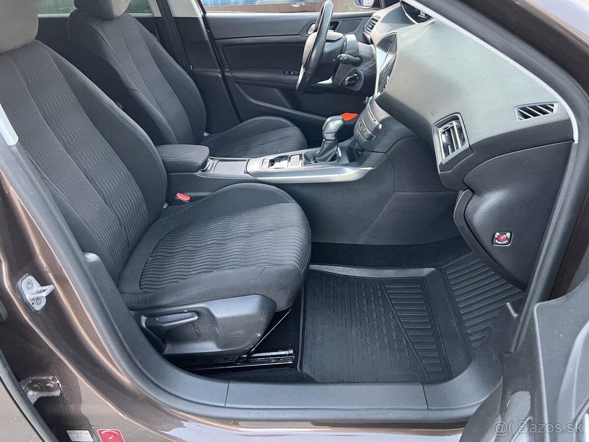 Peugeot 308 2.0 BlueHDi AUTOMAT - 10