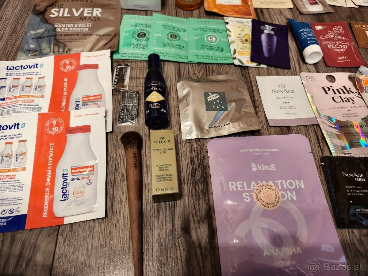 Veľmi veľké množstvo značkovej kozmetiky a vzoriek - 10