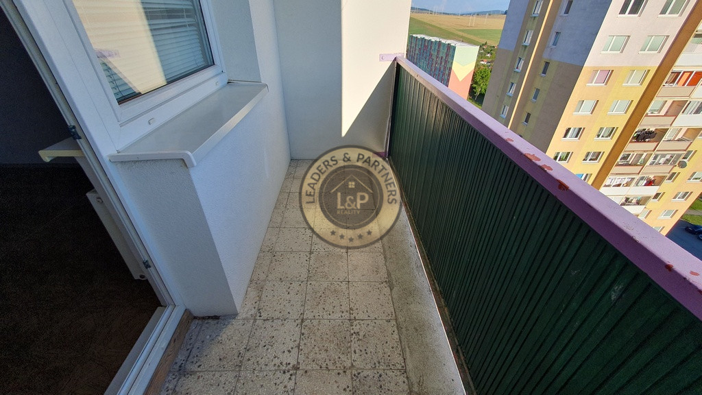 PREDAJ: 3 izb. byt 58 m2 + loggia Tajovského ul. Starý Juh - 10