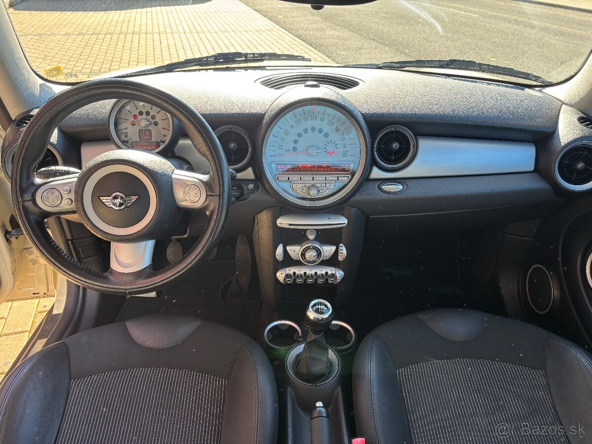 Mini Cooper Sport - 10