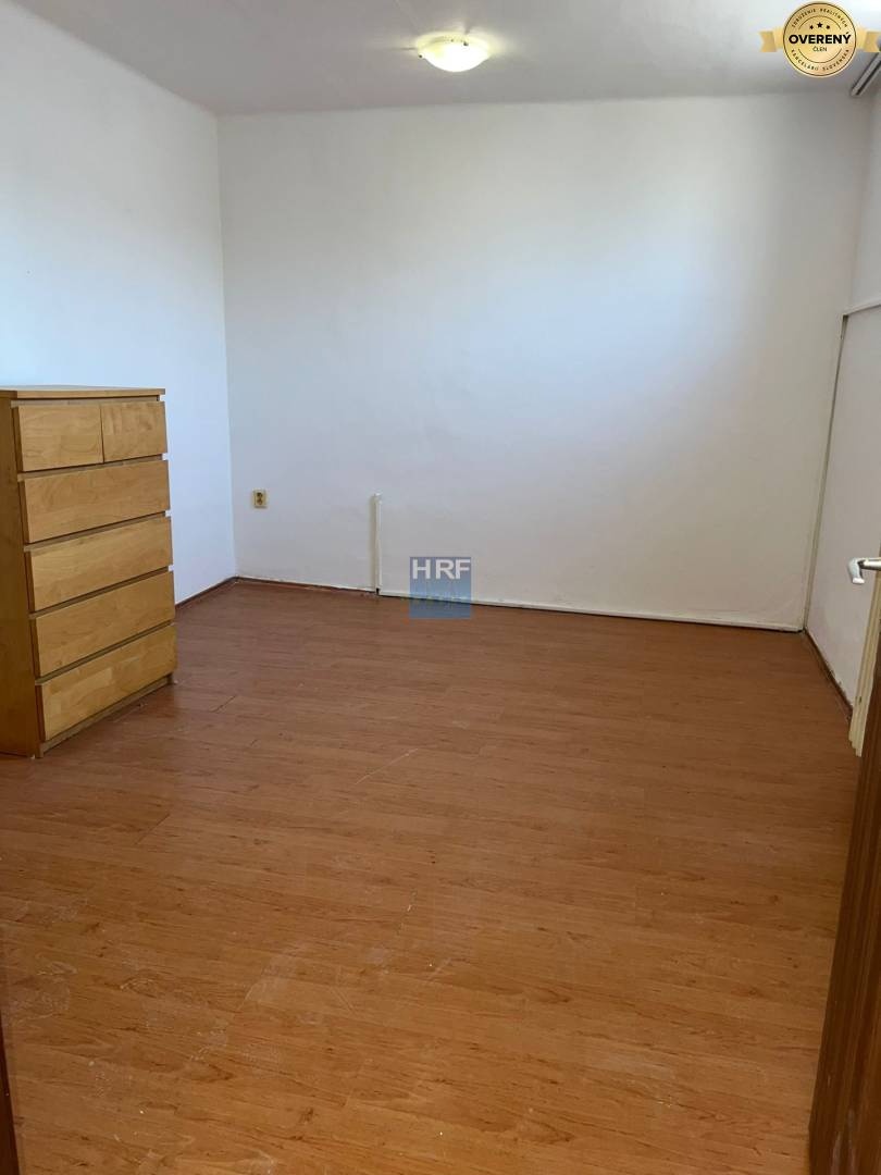 Na predaj podnikateľský priestor v Holíči - 10