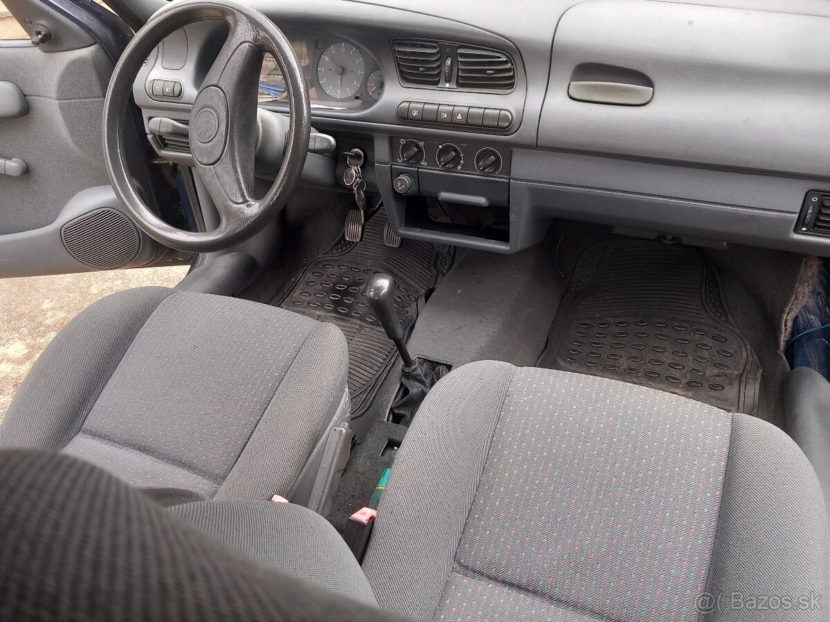 skoda felicia 1,3 40kw, nova STK,EK 2028 - 10