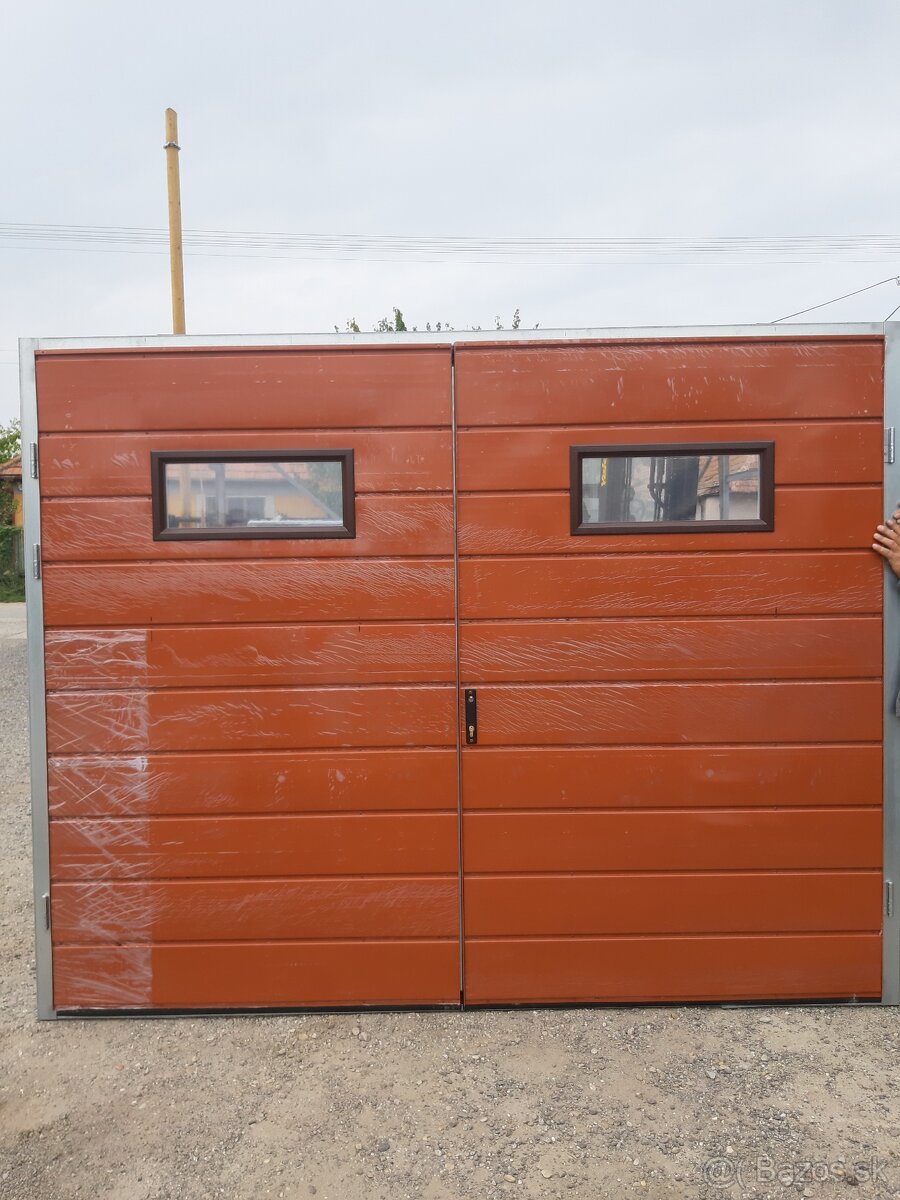 Garážová brána - 10