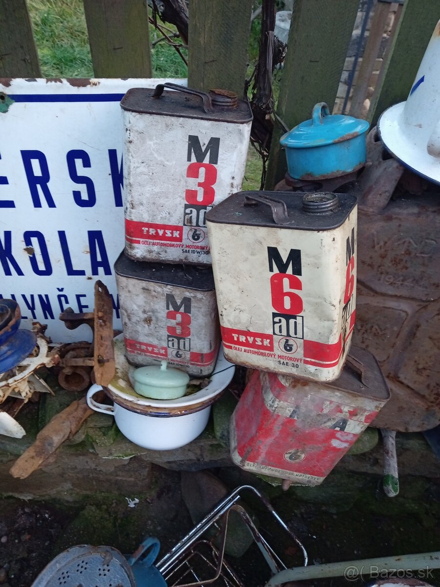 Staré plechovky z obchodu - 10