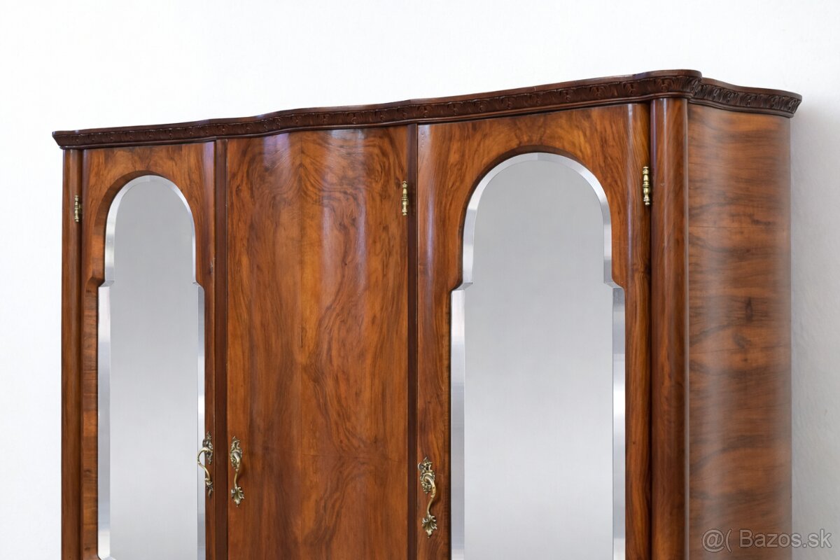 STAROŽITNÁ SKRIŇA - 10