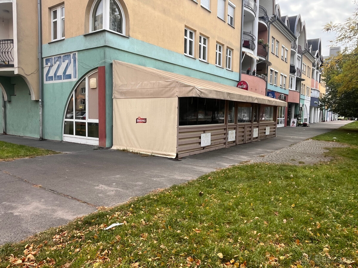 Znížená cena Obchodný priestor na predaj. - 10