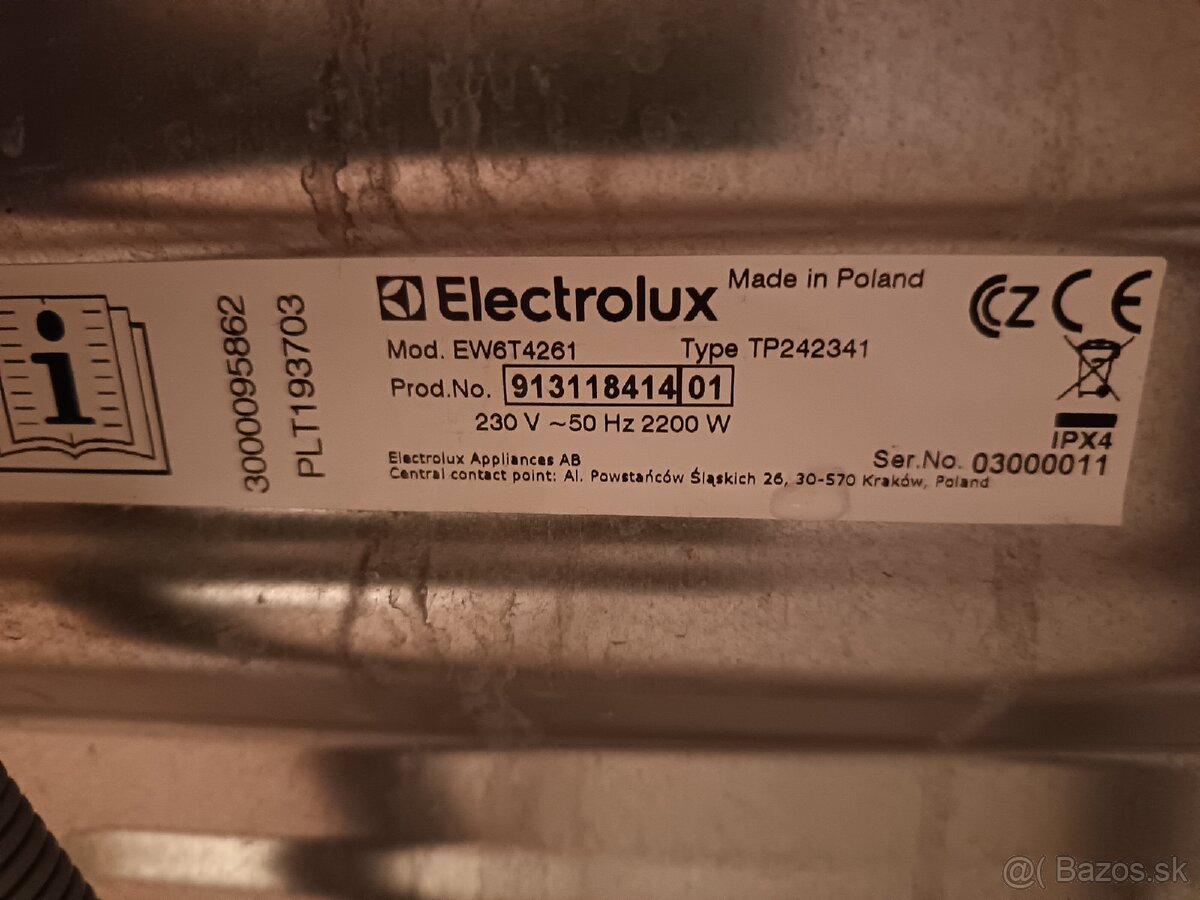 Krásna práčka Electrolux úzka 40 cm - 10