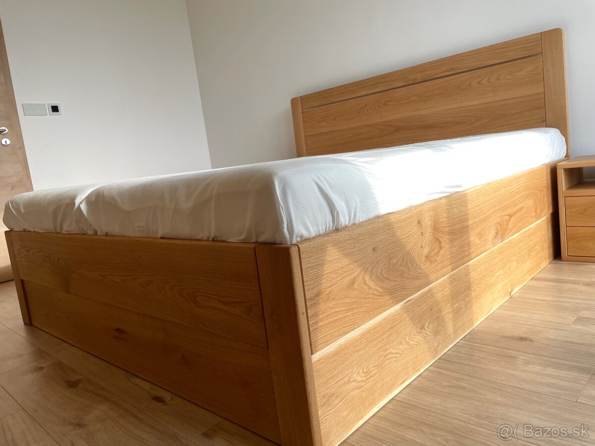 Manželská dubová posteľ 180×200 cm - 10