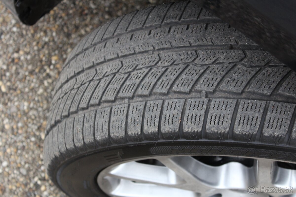 Fiat Freemont 2.0 16V 170k MultiJet 4x4 A/T - 10