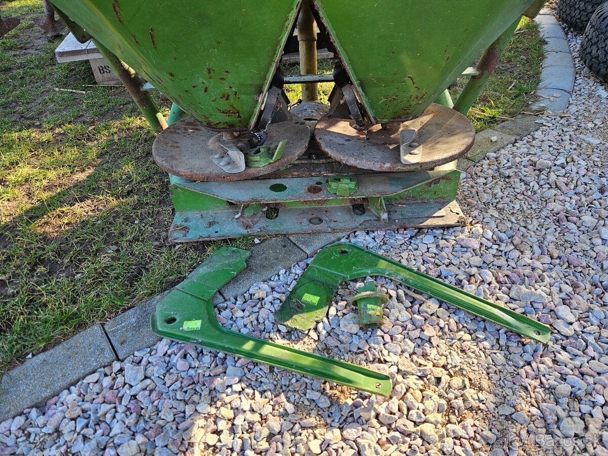 Rozmetadlo umelého hnojiva AMAZONE - 10