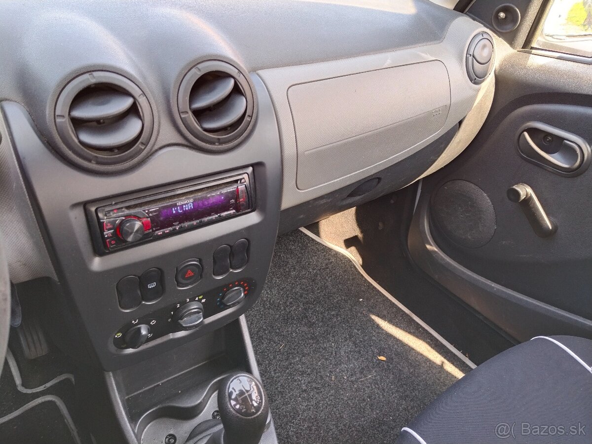 Dacia Sandero 1.4MPi, 55 kW, 2010 - 10