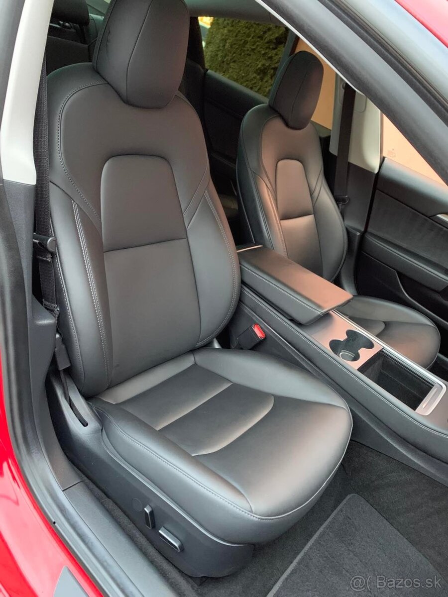 Tesla Model 3 Performance AWD 2021, Nebúrané Aj na splátky - 10