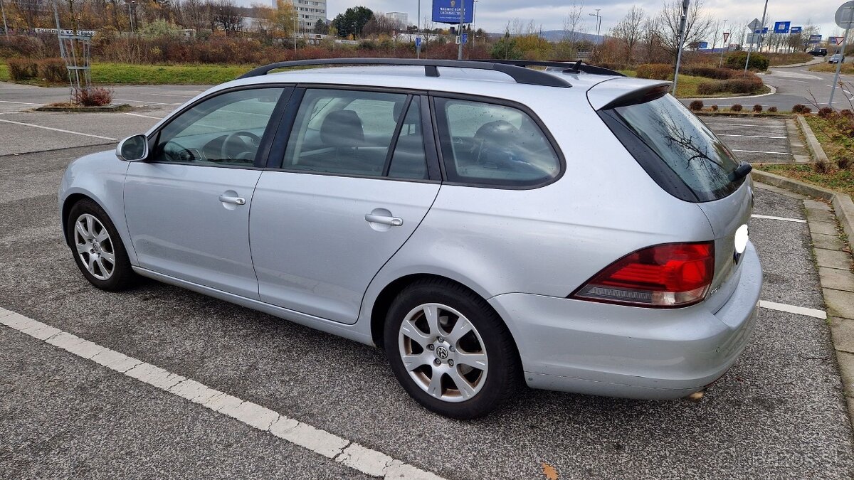 VW Golf Variant 1.6 TDI DSG A7 77kW 105HP - 10
