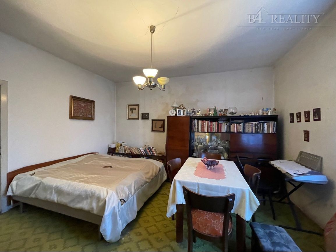 Rodinný dom s pozemkom 378 m2, Žilinská ul., Trenčianska Tep - 10