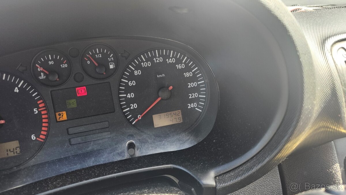 Seat Leon 1,9tdi- na diely, vcelku, bez STK,EK a bez prepisu - 10