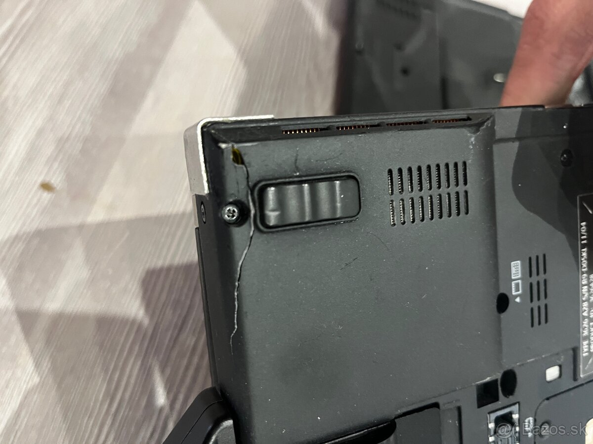 Lenovo x201 bez HDD + dock - 10