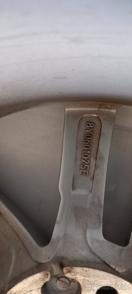 Originál disky audi 8Y0601025E/ ET 46 R 17 - 10