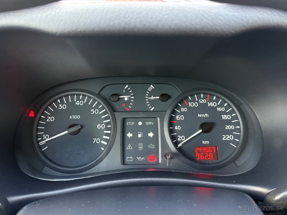 RENAULT Clio 1.2 55kw - 10